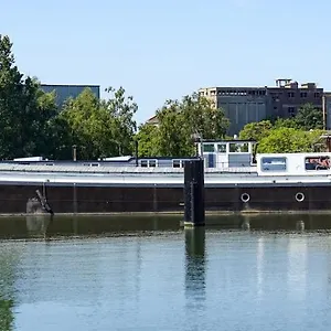 bateau-pniche-lille-euratechnologie.lillehotels.org/