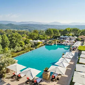 https://terre-blanche-hotel-spa-golf-resort.fr-provencehotel.com